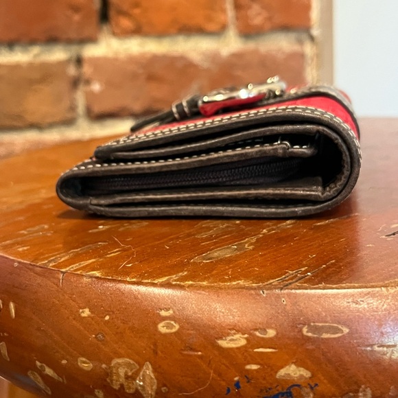 Coach Red Signature Soho Buckle Wallet Rare Colorway Leather Trim Vintage Y2K - Picture 12 of 16